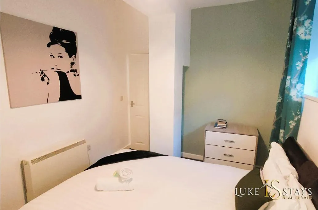 Apartment Luke Stays - Front Street Newcastle upon Tyne